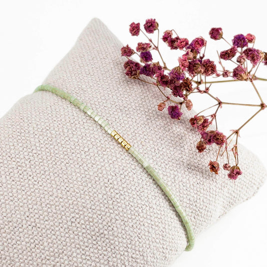 Bracelet en perles de rocaille vert nude