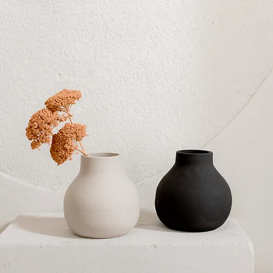Vase céramique brute rond Bulle Blanc. Entièrement fait main.