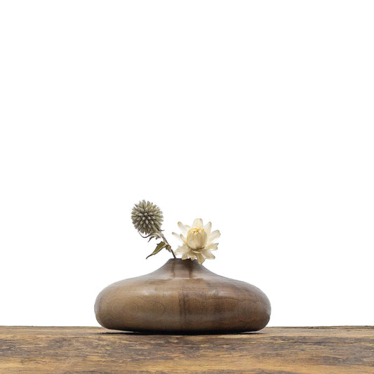 Vase en bois brut entièrement confectionné à la main