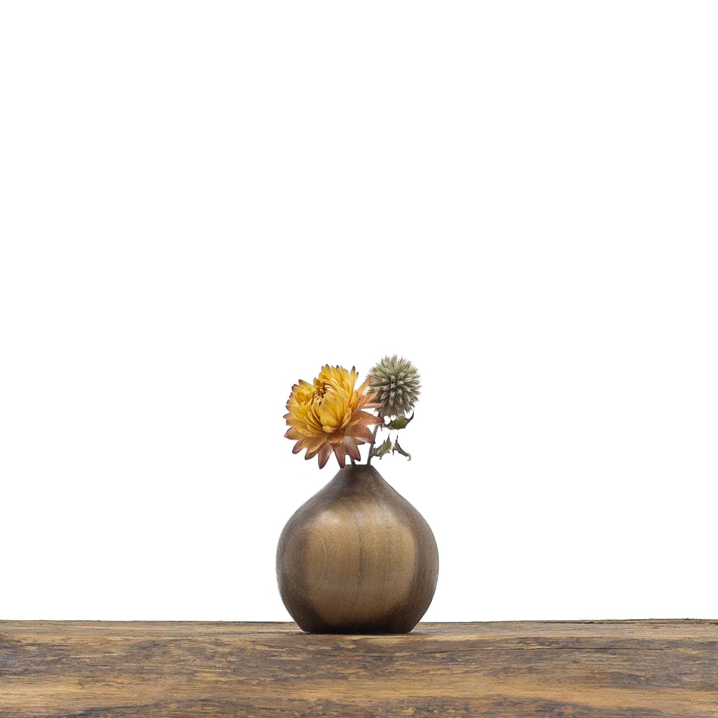 Vase en bois brut entièrement confectionné à la main