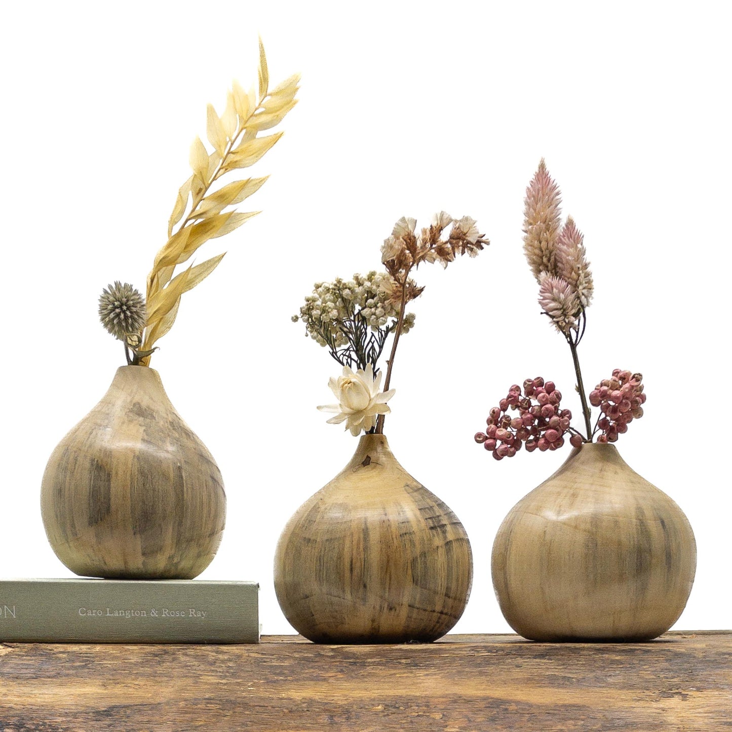 Vase en bois brut entièrement confectionné à la main