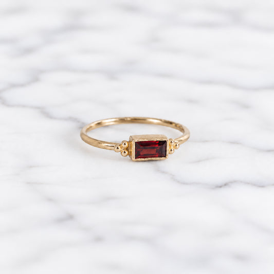 Bague en pierre fine naturelle grenat rouge profond - bijou plaqué or