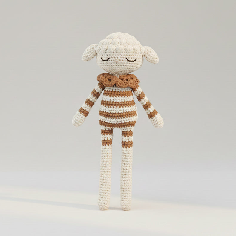 Doudou Mouton en crochet coton bio fait main