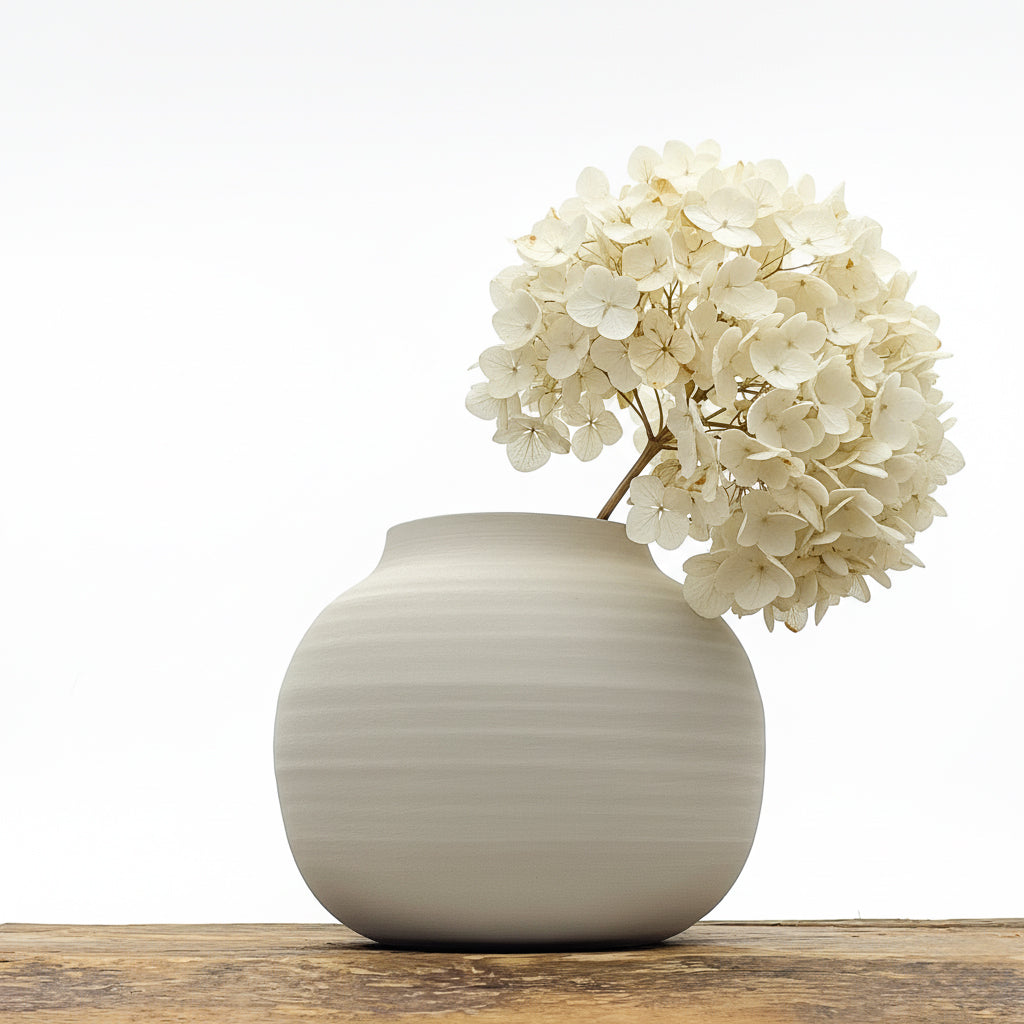 Vase céramique brute rond Bulle Blanc. Entièrement fait main.