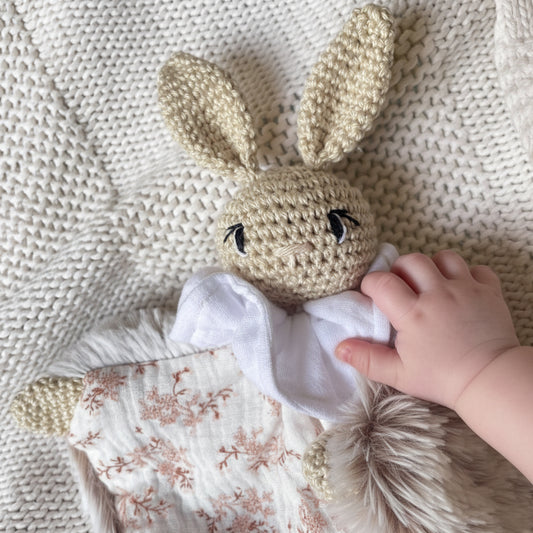 Doudou Lapine fait main en France