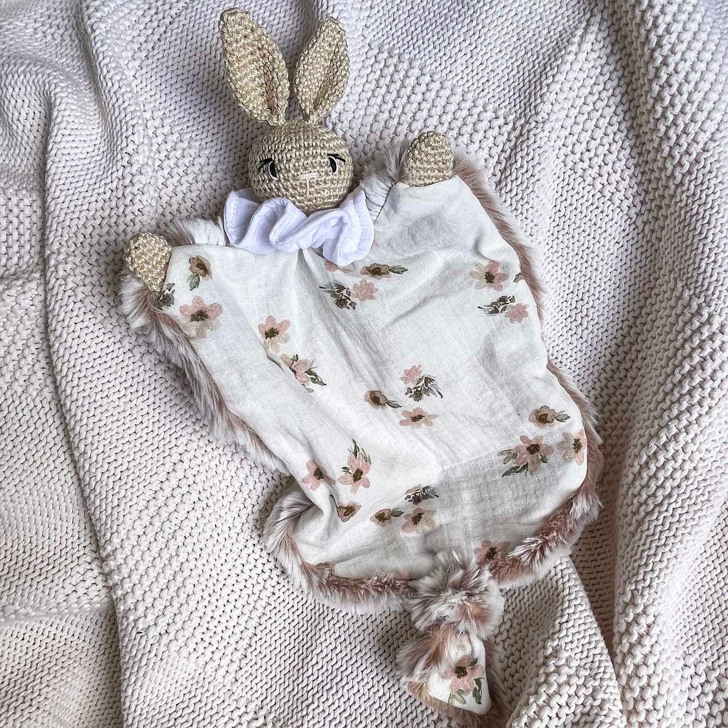 Doudou Lapine fait main en France