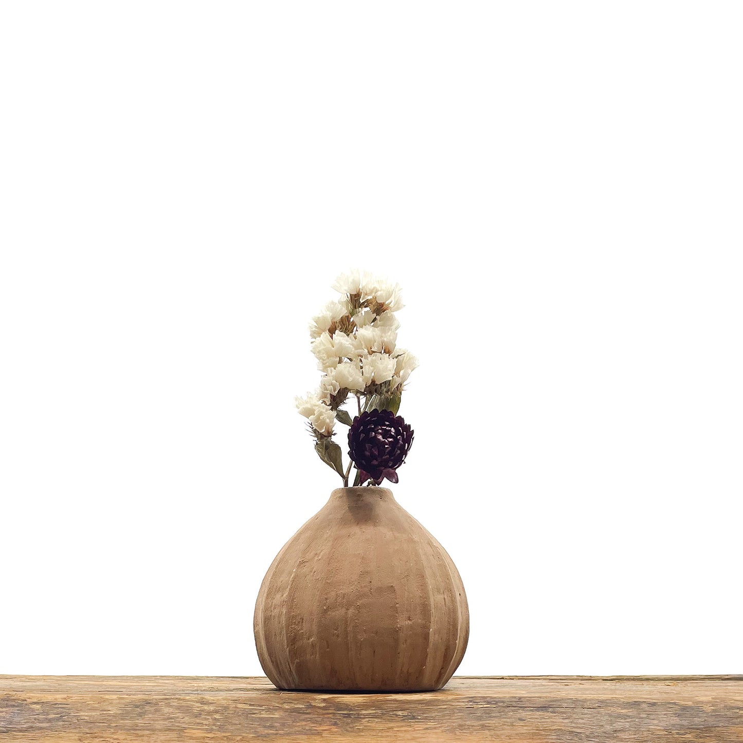 Vases en terre cuite couleur terracotta - fait main. 