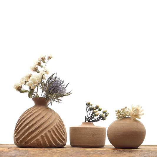 Vases en terre cuite couleur terracotta - fait main. 