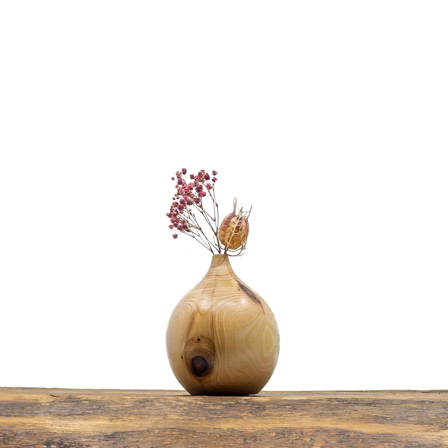 Vase en bois brut entièrement confectionné à la main