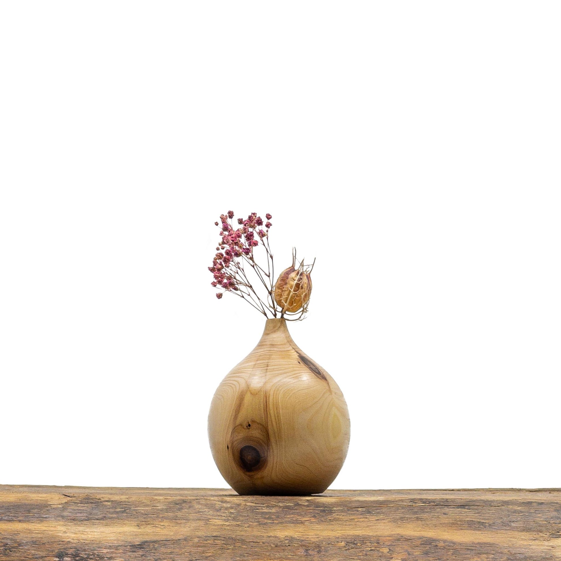 Vase en bois brut entièrement confectionné à la main