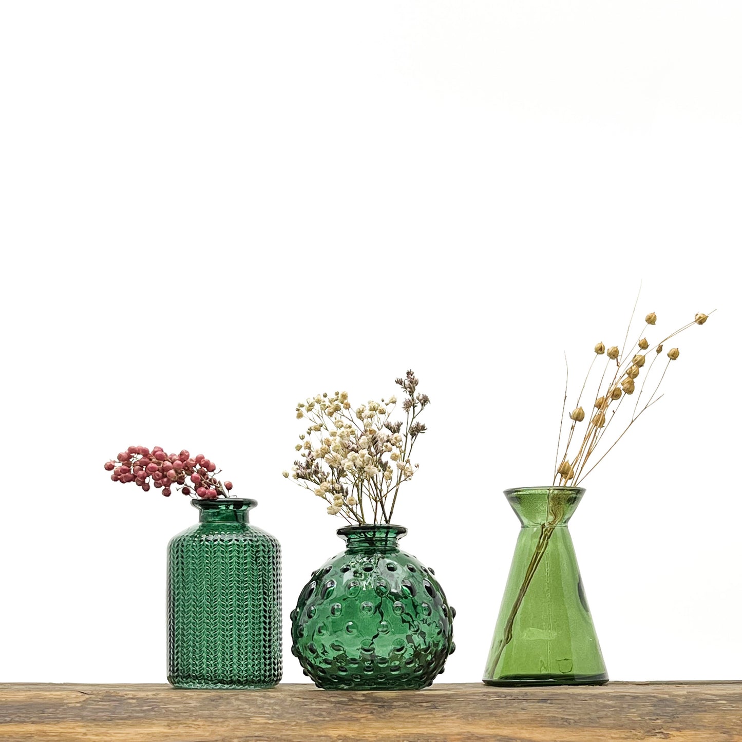 Ensemble de 6 vases de couleurs et formes variées très harmonieuses. Livrés avec fleurs séchées offertes.